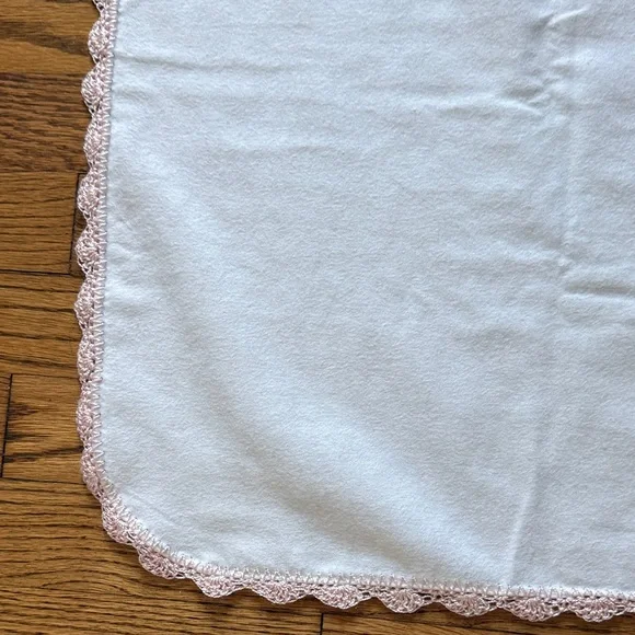 White Baby Blanket with Pink Trim | Soft and Cozy | VGUC - Picture 6 of 10